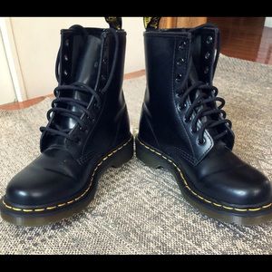 Dr. Martens Boots 🖤